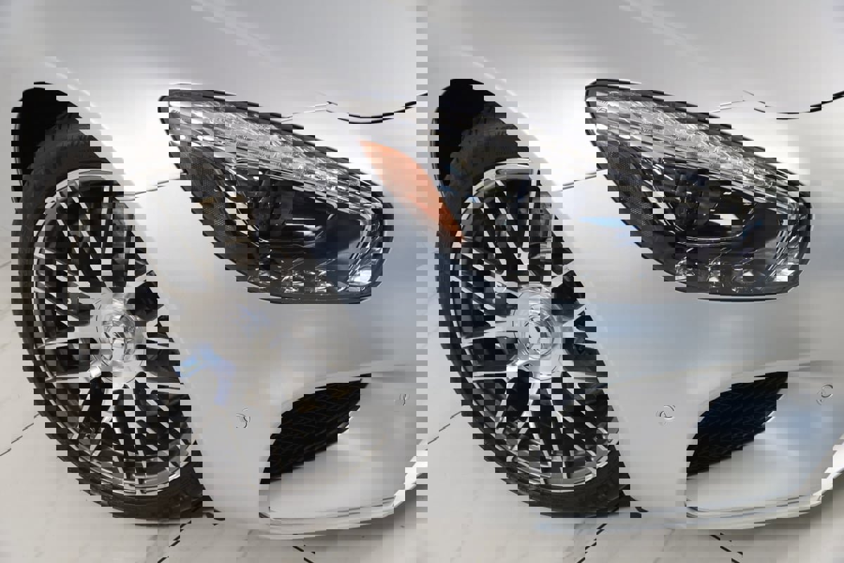 Used 2017 Mercedes-Benz AMG GT Coupe w/ Exclusive Interior Package image 24