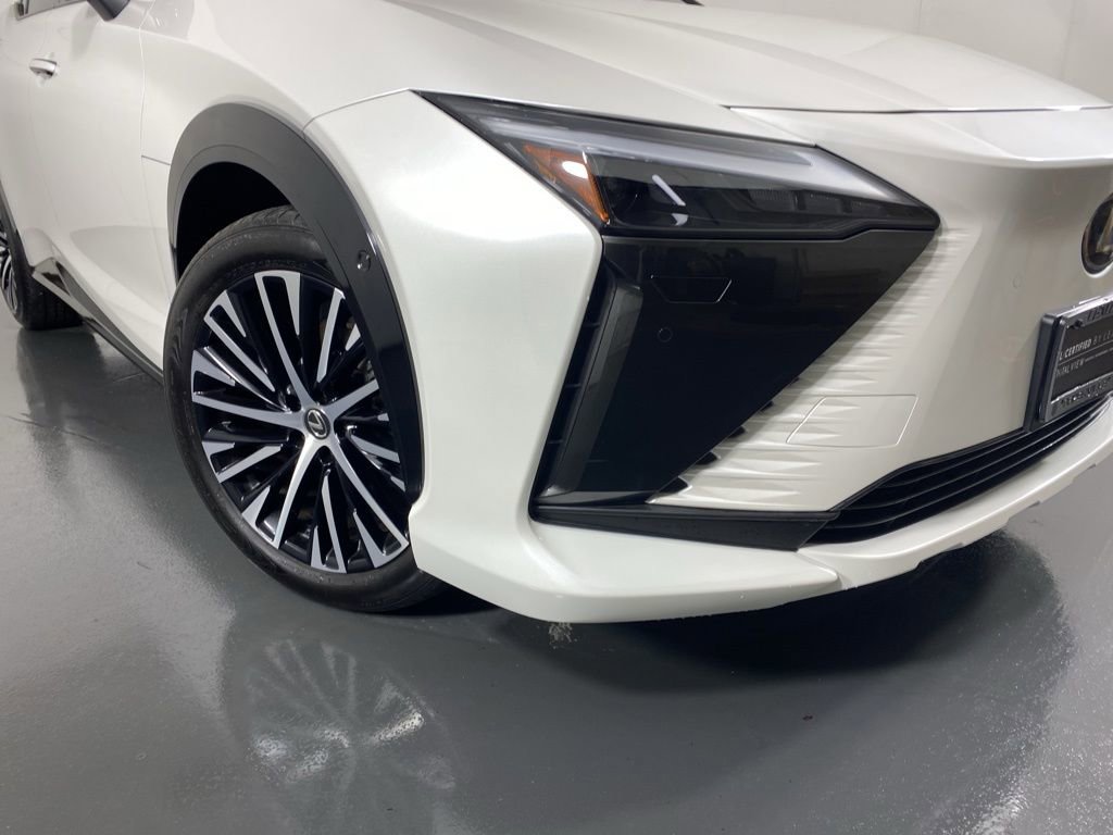 Certified 2023 Lexus RZ 450e Premium w/ Technology Package image 3