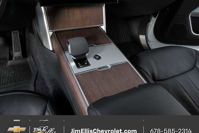 Used 2024 Land Rover Range Rover SE image 17