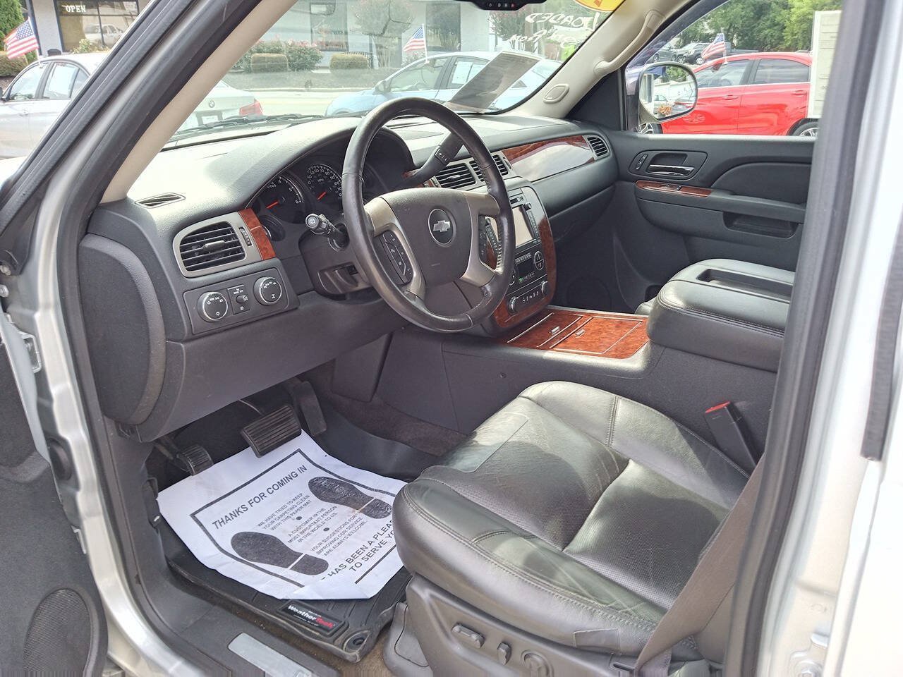 Used 2013 Chevrolet Tahoe LTZ AWD/4WD image 6