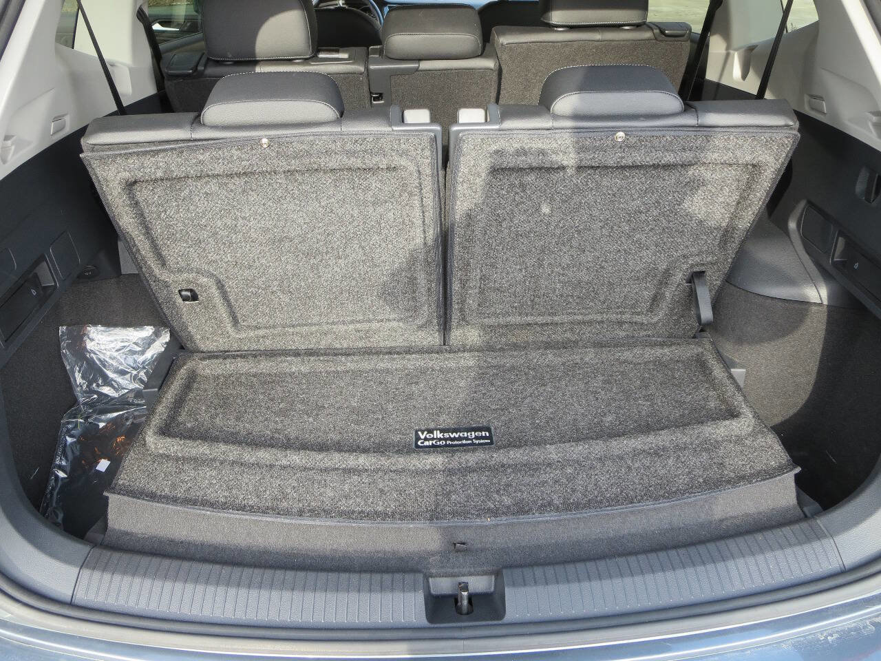 Used 2020 Volkswagen Tiguan SE w/ Panoramic Sunroof Package image 20