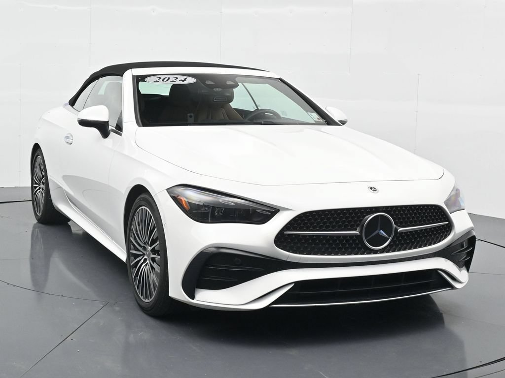 Used 2024 Mercedes-Benz CLE 300 4MATIC Cabriolet image 10