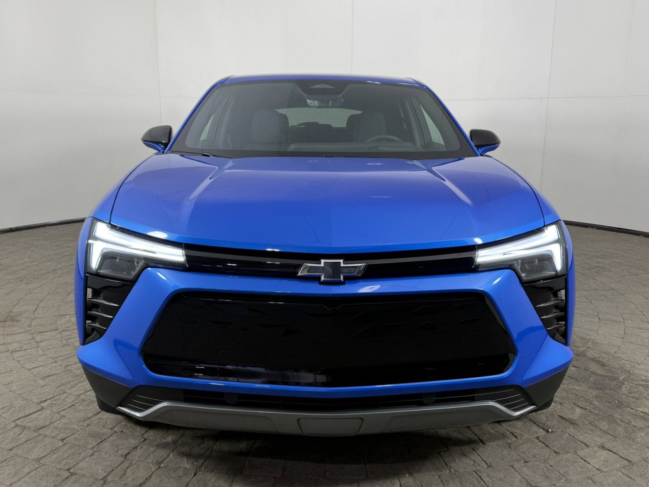 Used 2025 Chevrolet Blazer EV AWD Police image 2