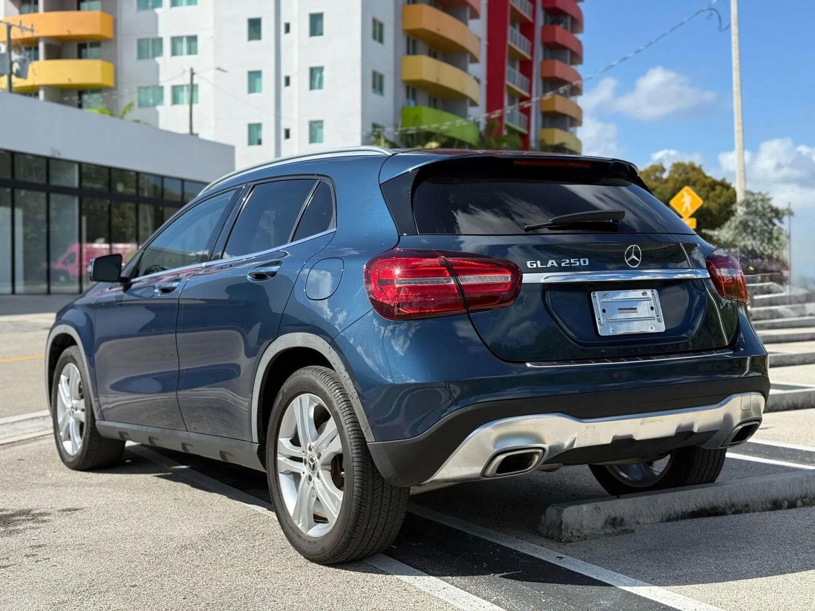Used 2019 Mercedes-Benz GLA 250 image 14