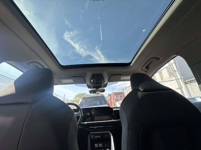 Used 2025 Audi Q5 Premium Plus w/ Premium Plus AWD/4WD image 16