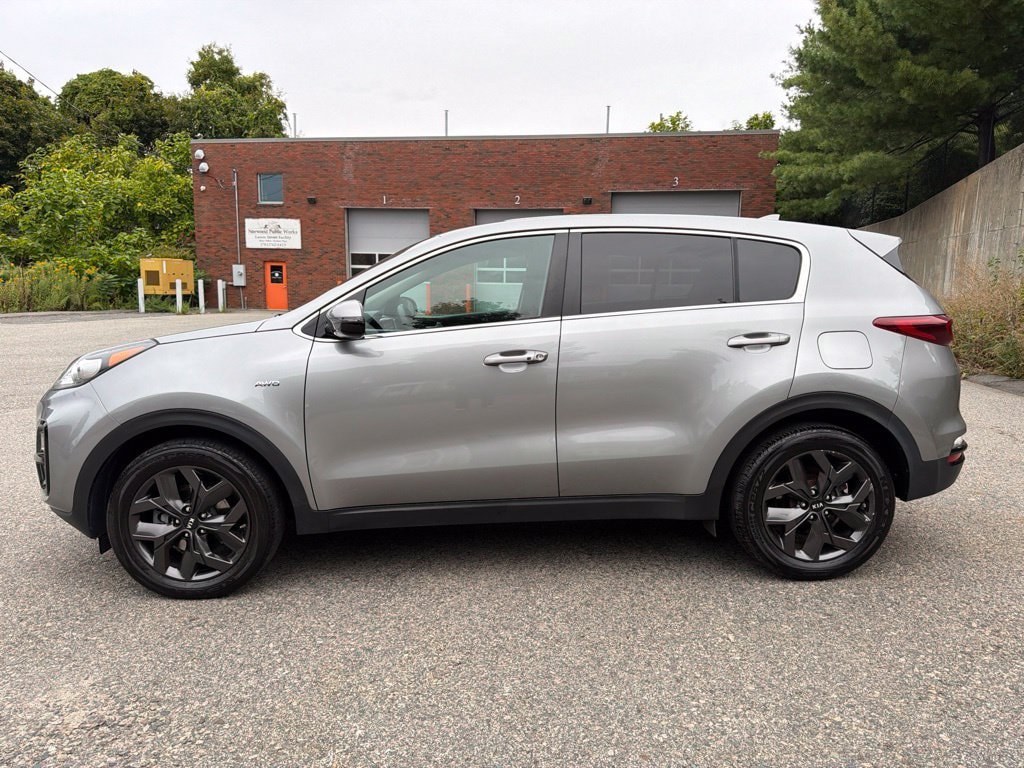 Used 2022 Kia Sportage LX w/ LX AWD Value Edition Package image 3