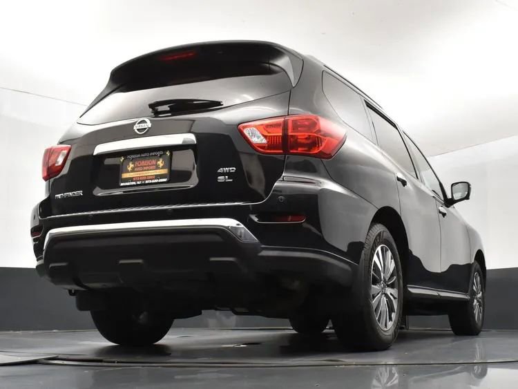 Used 2020 Nissan Pathfinder SL image 13