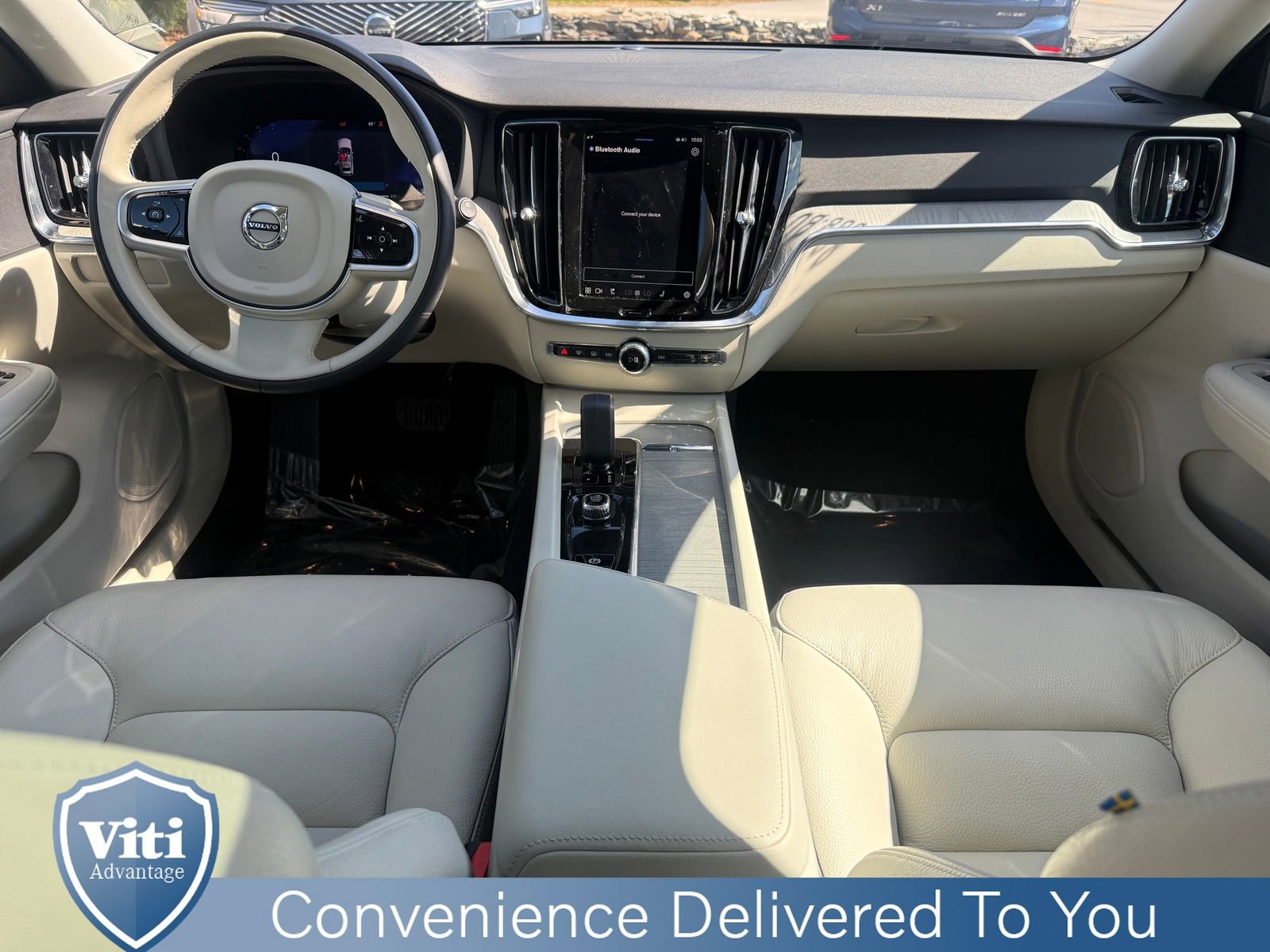 Certified 2025 Volvo V60 B5 Cross Country Plus AWD/4WD image 2