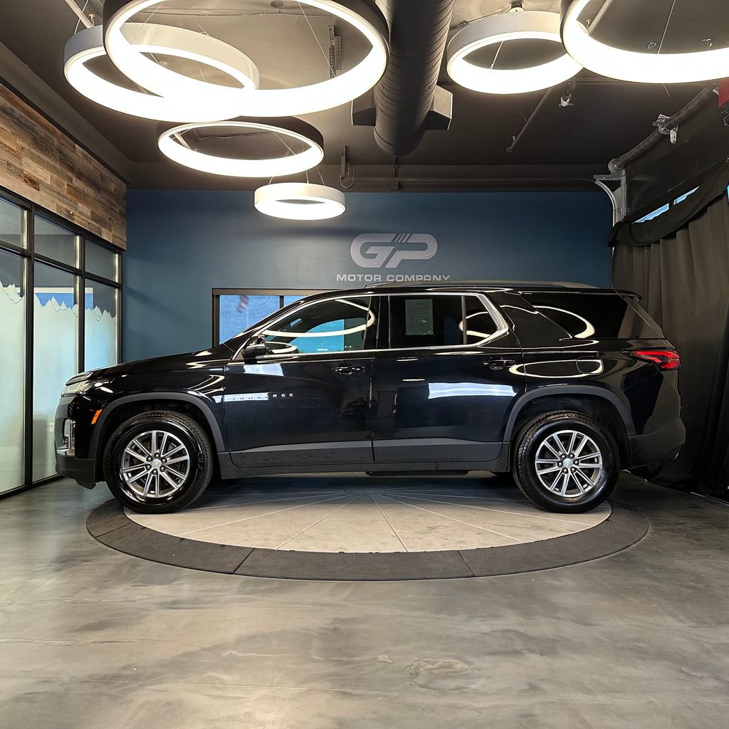 Used 2023 Chevrolet Traverse LT AWD/4WD image 6