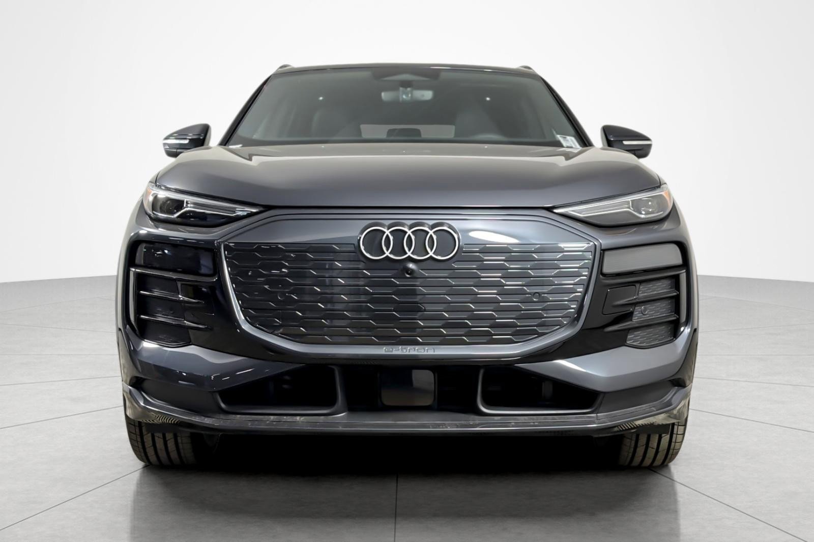 New 2027 Audi Q6 e-tron Premium AWD/4WD image 8