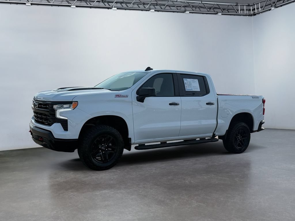 Used 2025 Chevrolet Silverado 1500 LT Trail Boss w/ Protection Package AWD/4WD image 7