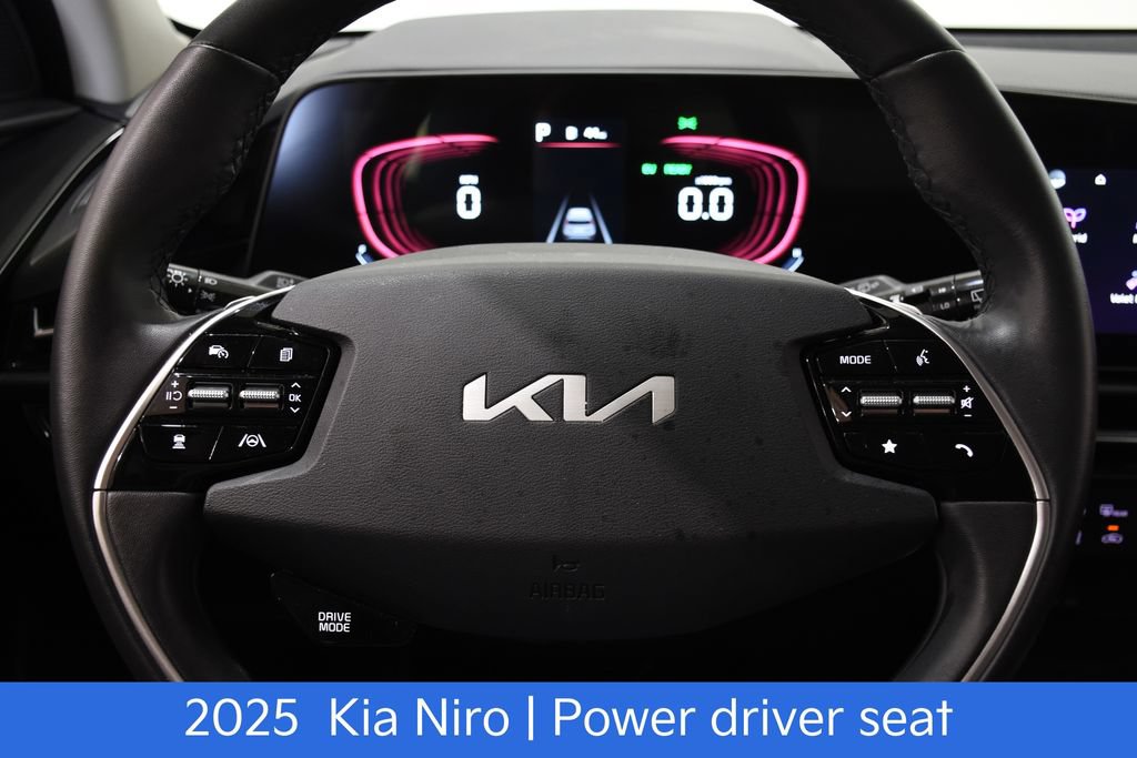 Certified 2025 Kia Niro EX FWD image 11