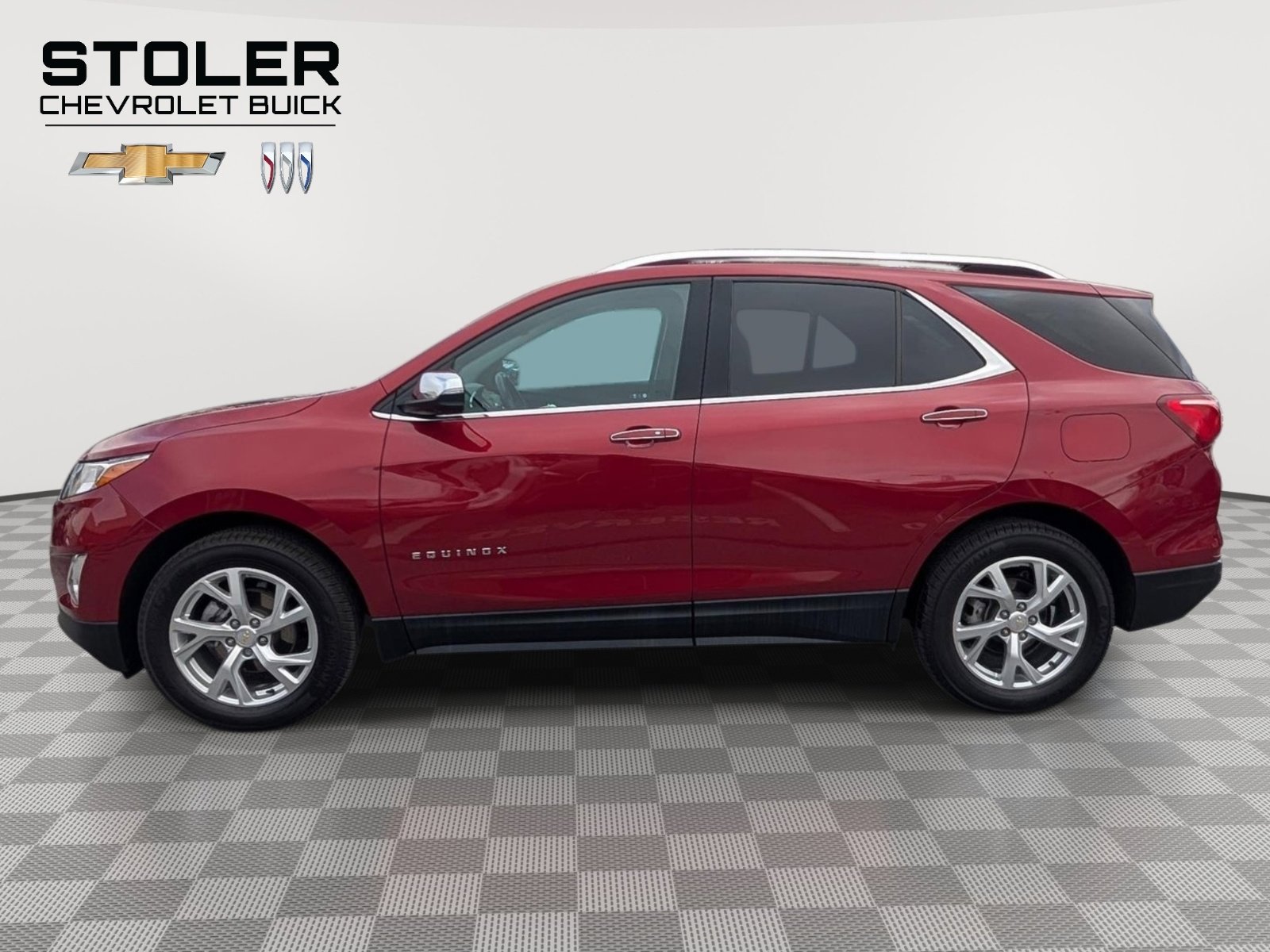 Used 2021 Chevrolet Equinox Premier AWD/4WD image 2