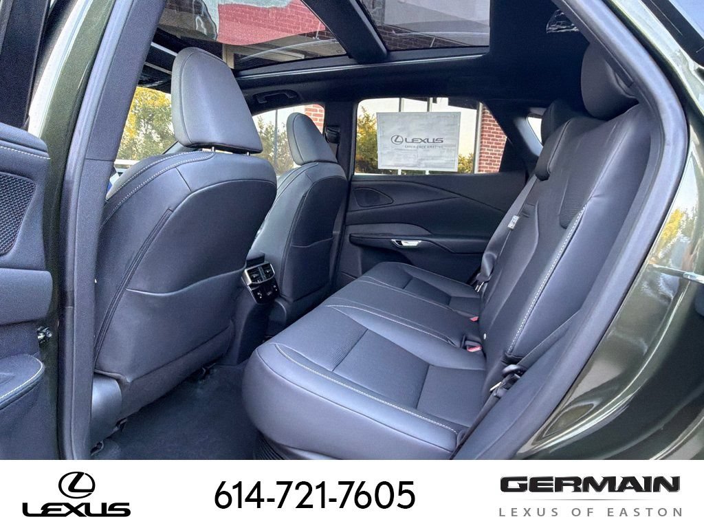 New 2026 Lexus RX 350 w/ Convenience Package AWD/4WD image 16