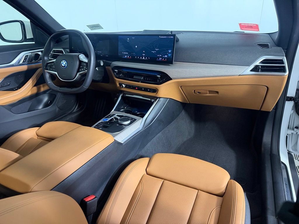 Used 2025 BMW i4 eDrive40 w/ Parking Assistance Package RWD image 19