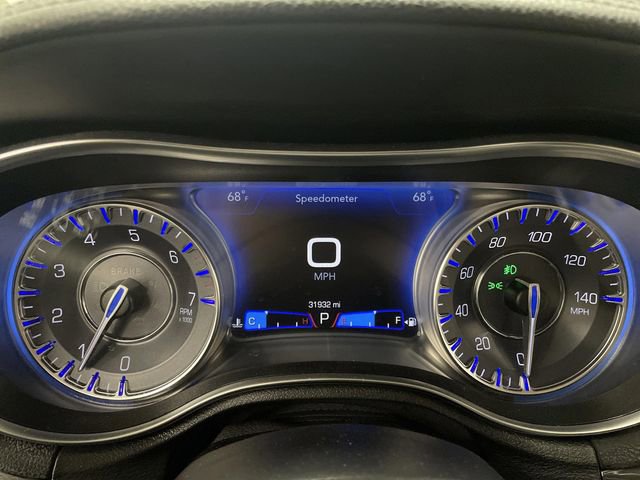 Used 2021 Chrysler 300 Touring L image 15