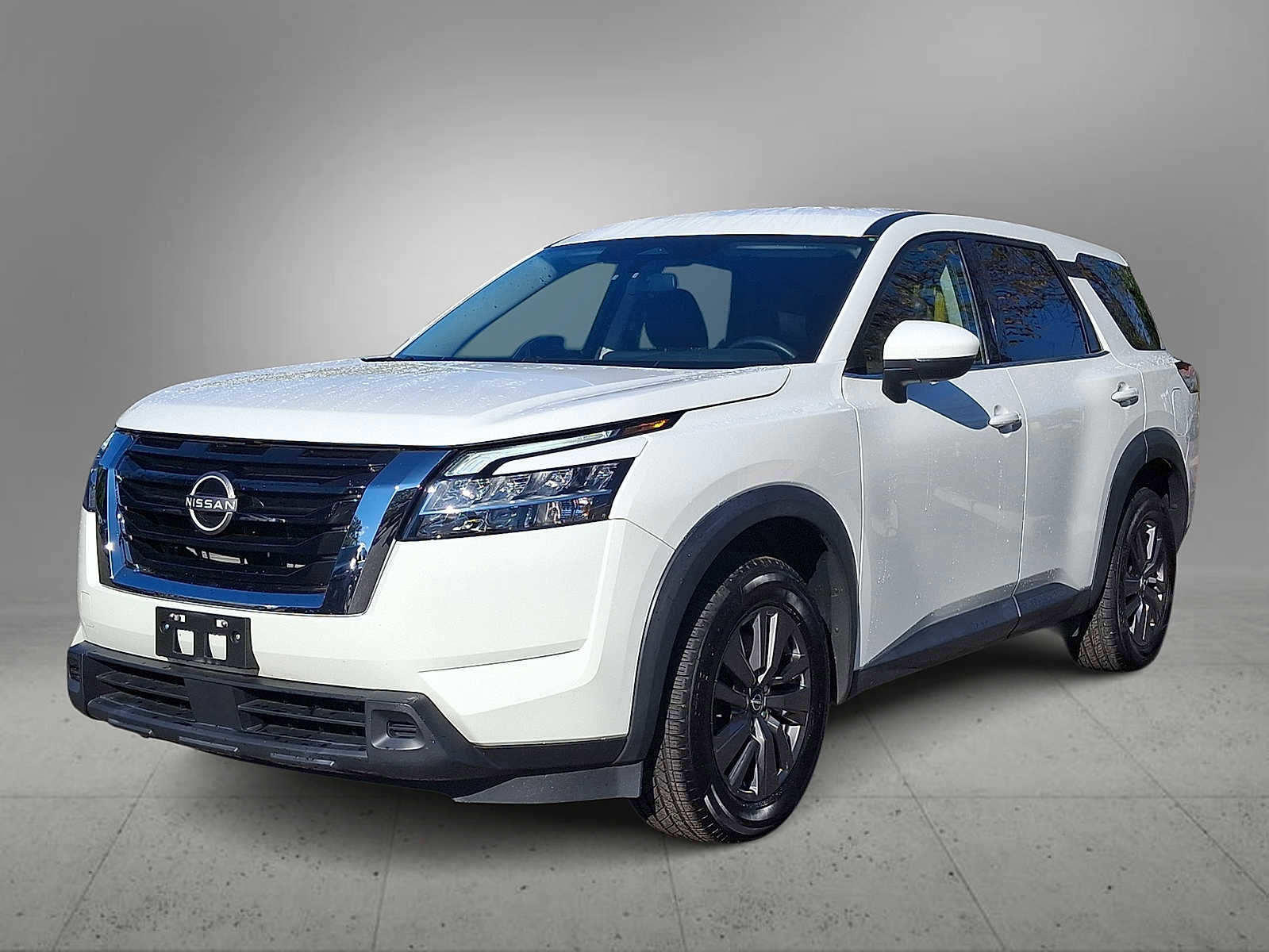 Used 2022 Nissan Pathfinder S w/ Cargo Package