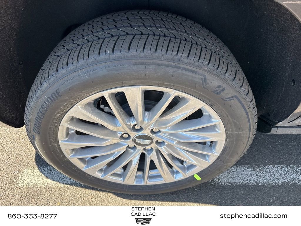 New 2026 Cadillac Escalade Luxury w/ Touring Package image 9