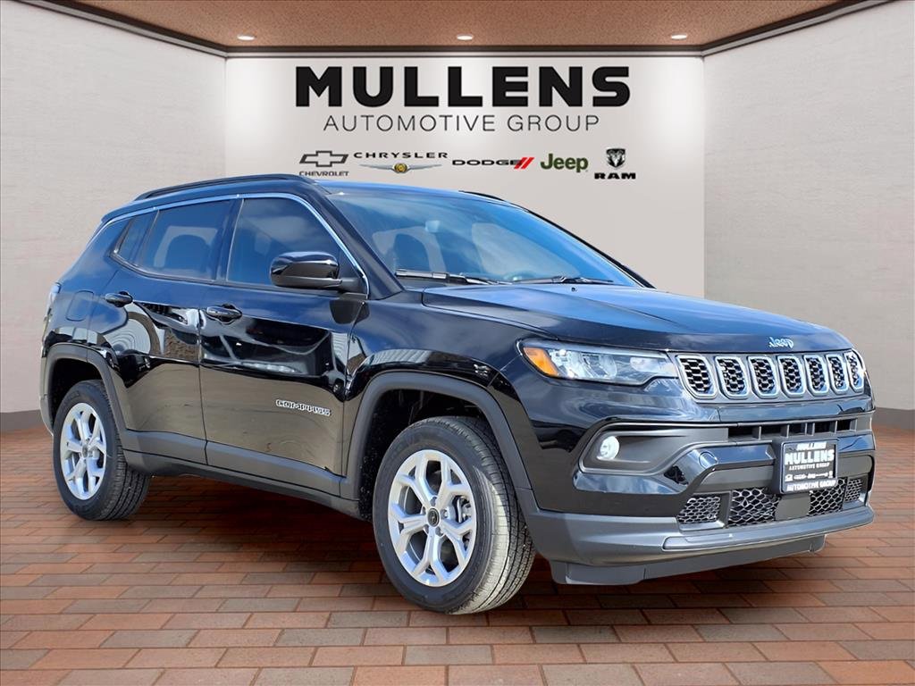 New 2026 Jeep Compass Latitude image 3