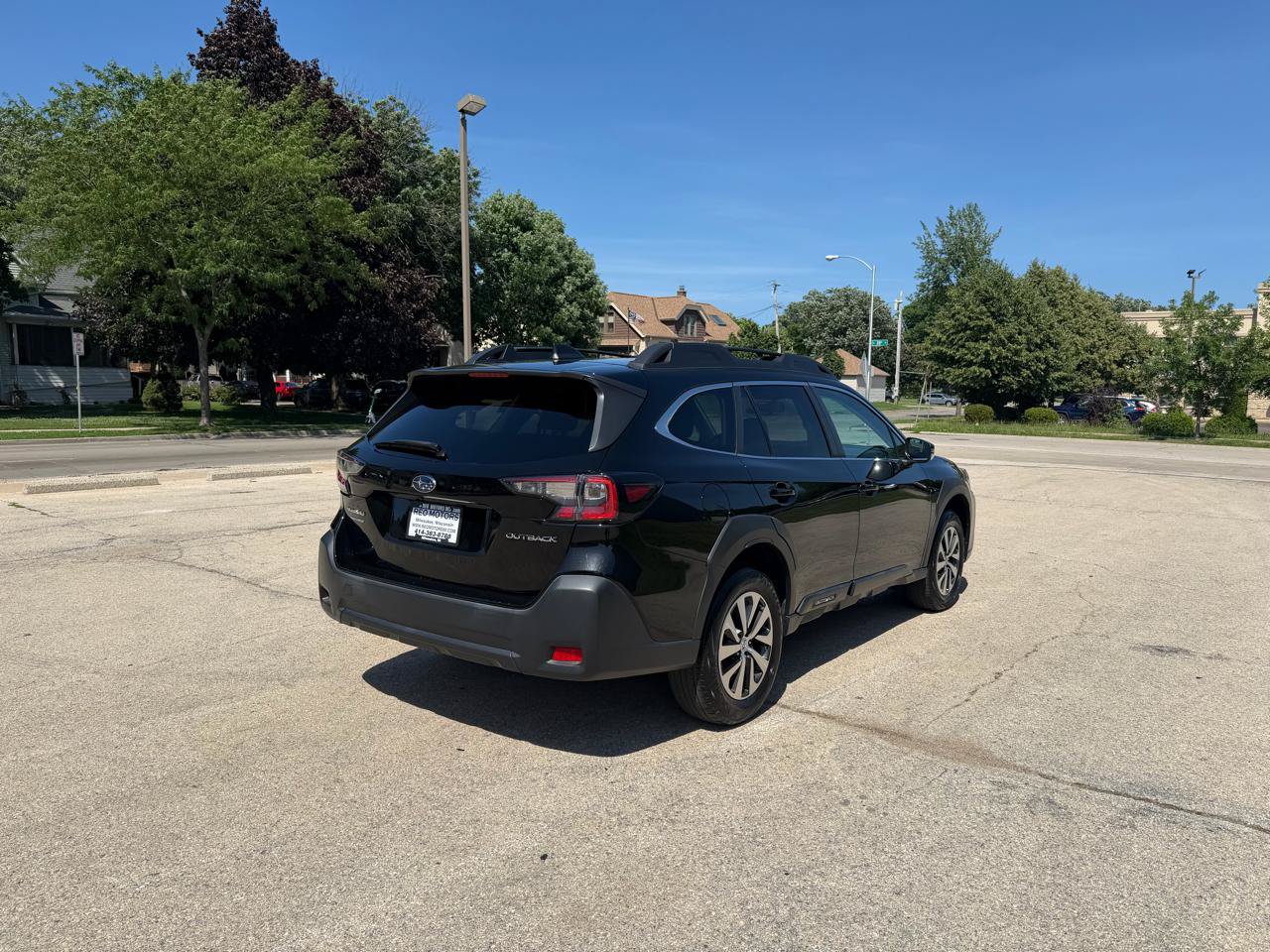 Used 2024 Subaru Outback Premium AWD/4WD image 7