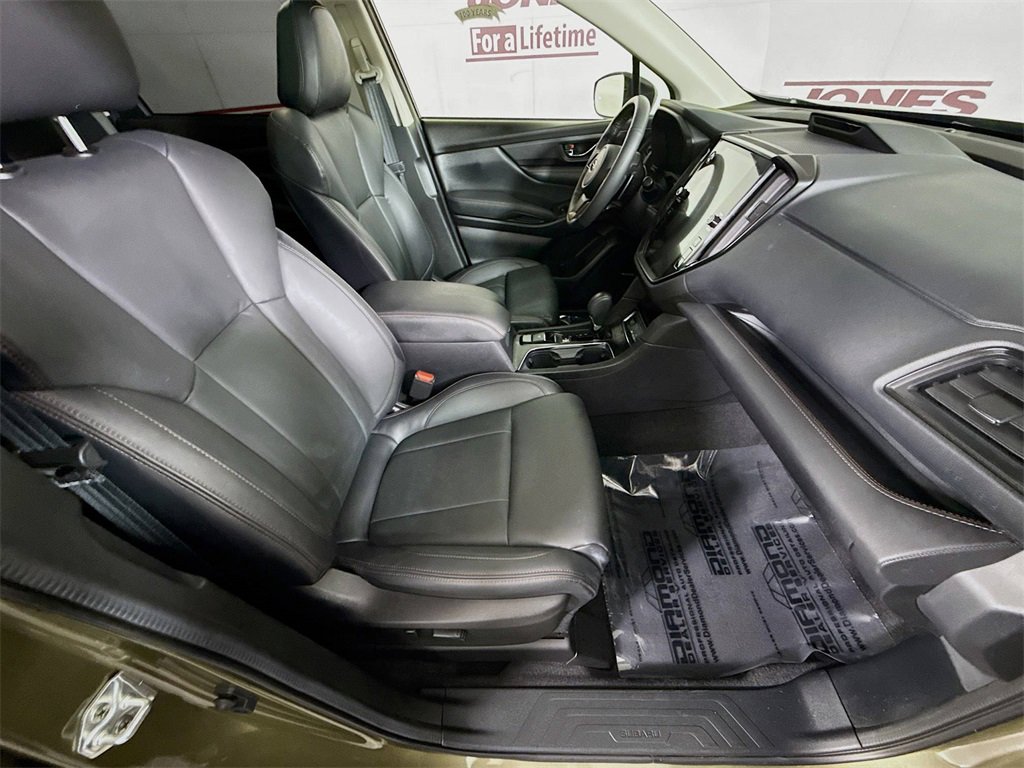 Used 2025 Subaru Ascent Bronze Edition image 34