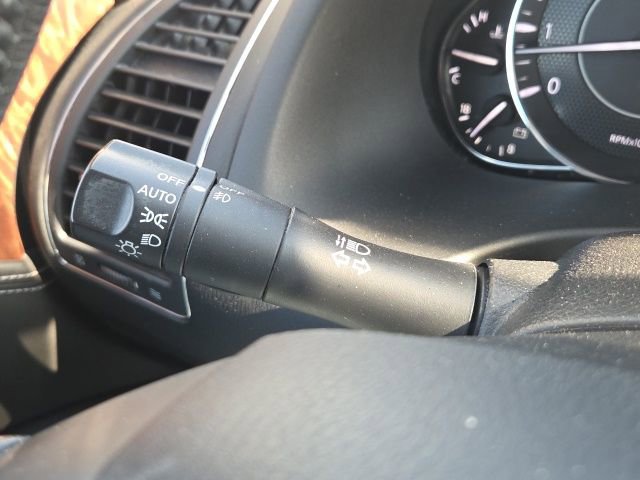 Used 2019 Nissan Armada SL w/ Premium Package image 48