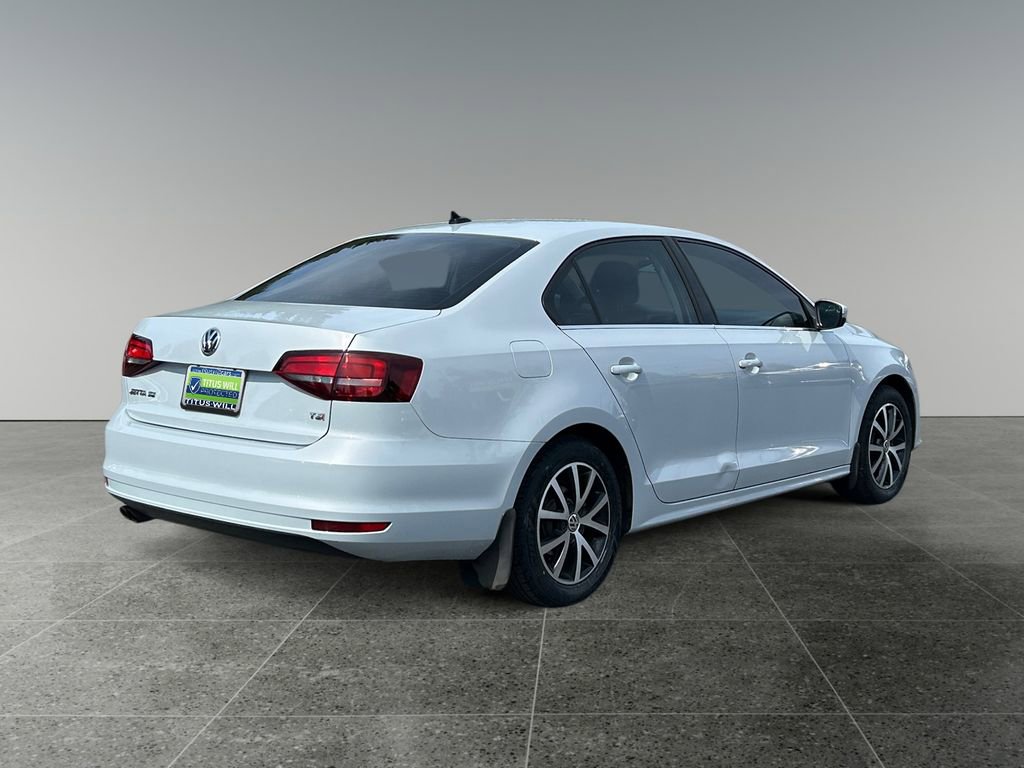 Used 2017 Volkswagen Jetta SE FWD image 9