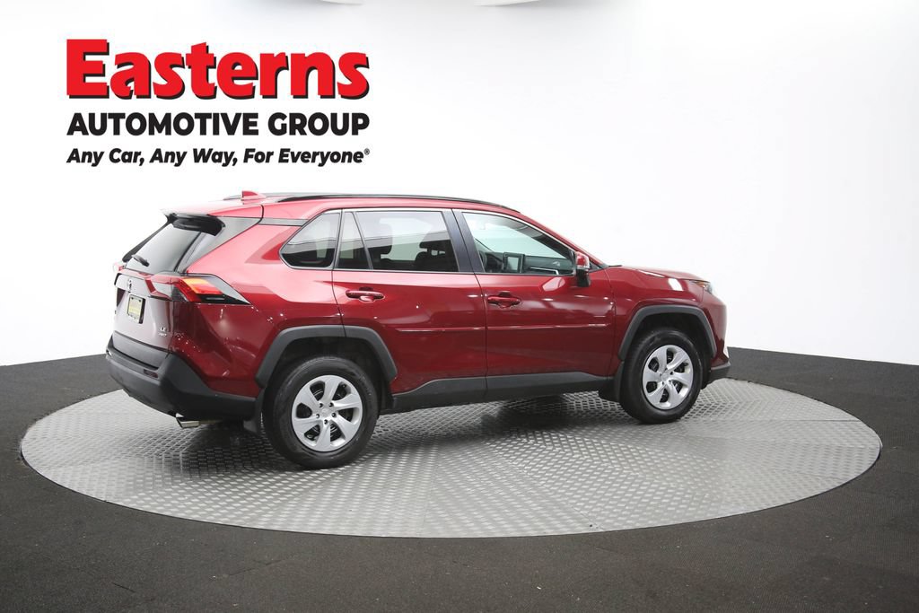 Used 2021 Toyota RAV4 LE AWD/4WD image 44