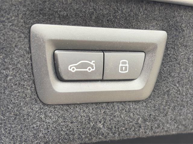 Certified 2025 BMW 840i xDrive Coupe w/ Driving Assistance Package image 14