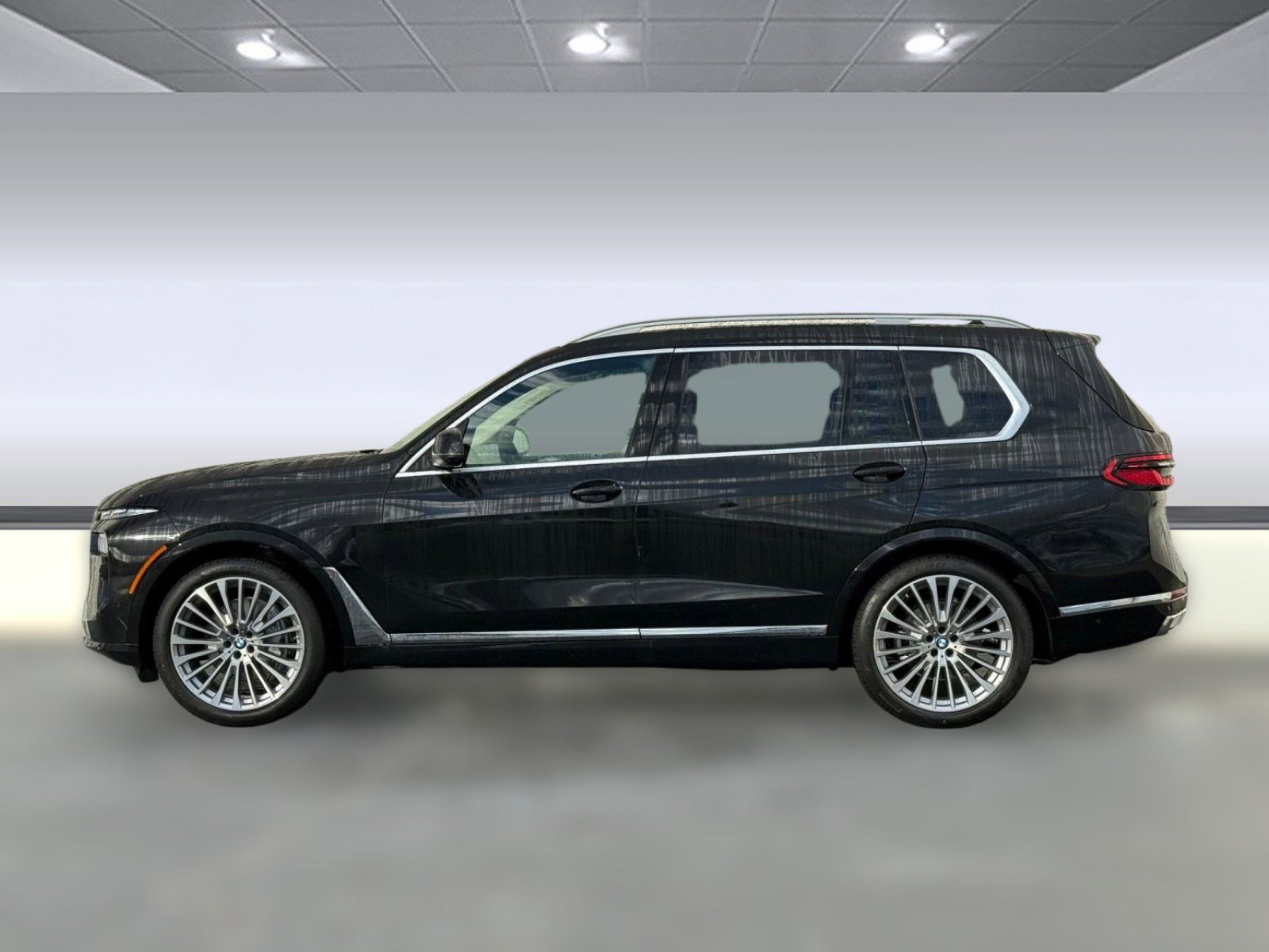 Used 2026 BMW X7 xDrive40i w/ Premium Package image 2