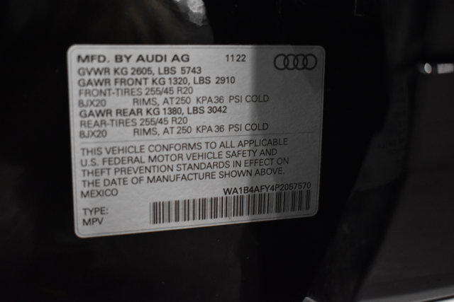 Used 2023 Audi SQ5 Premium Plus w/ Premium Plus Package image 39