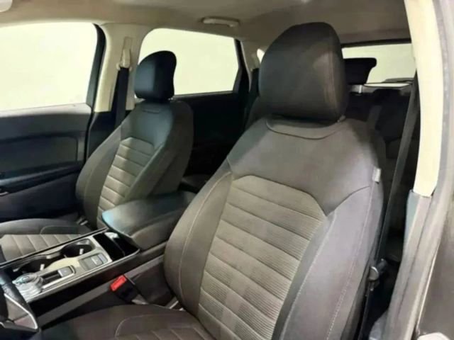 Used 2019 Ford Edge SEL FWD image 44