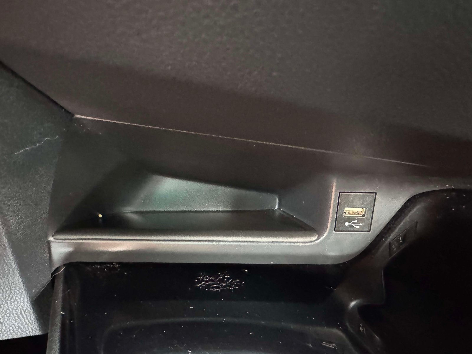 Certified 2020 Toyota C-HR XLE FWD image 32