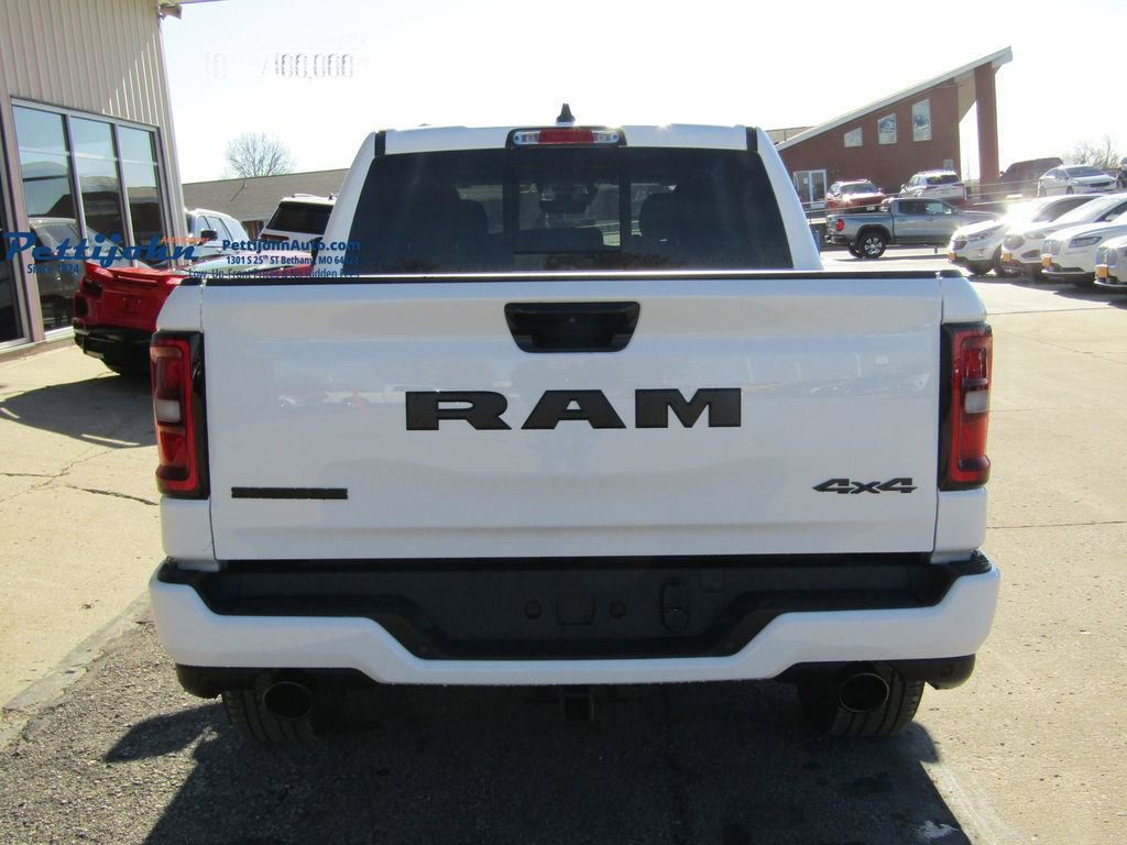 New 2026 RAM 1500 Big Horn w/ Night Edition AWD/4WD image 4