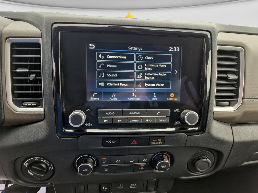 Used 2023 Nissan Frontier SV w/ Technology Package AWD/4WD image 17