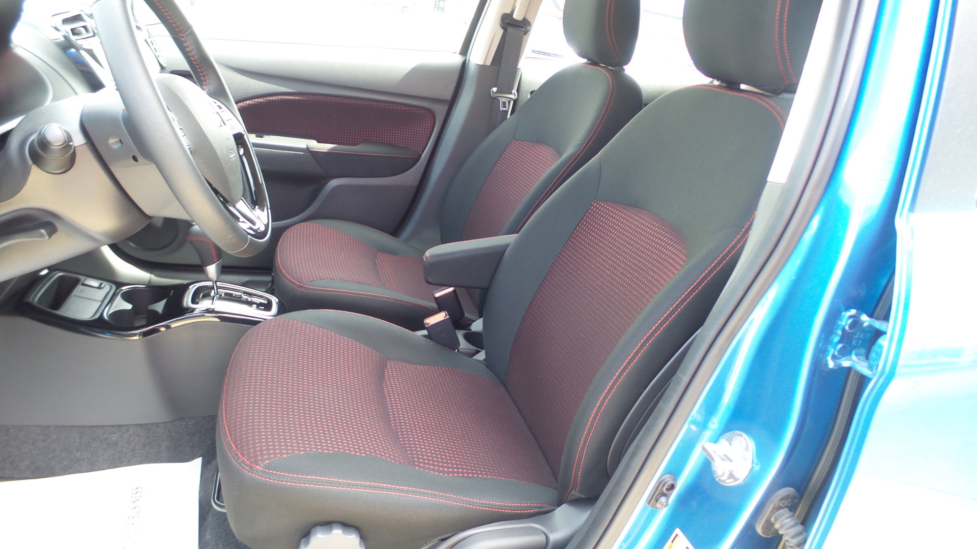 Used 2024 Mitsubishi Mirage Black Edition image 9