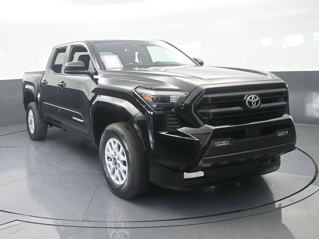 Used 2025 Toyota Tacoma SR5 RWD image 9
