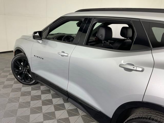 Used 2022 Chevrolet Blazer RS w/ Enhanced Convenience Package image 39