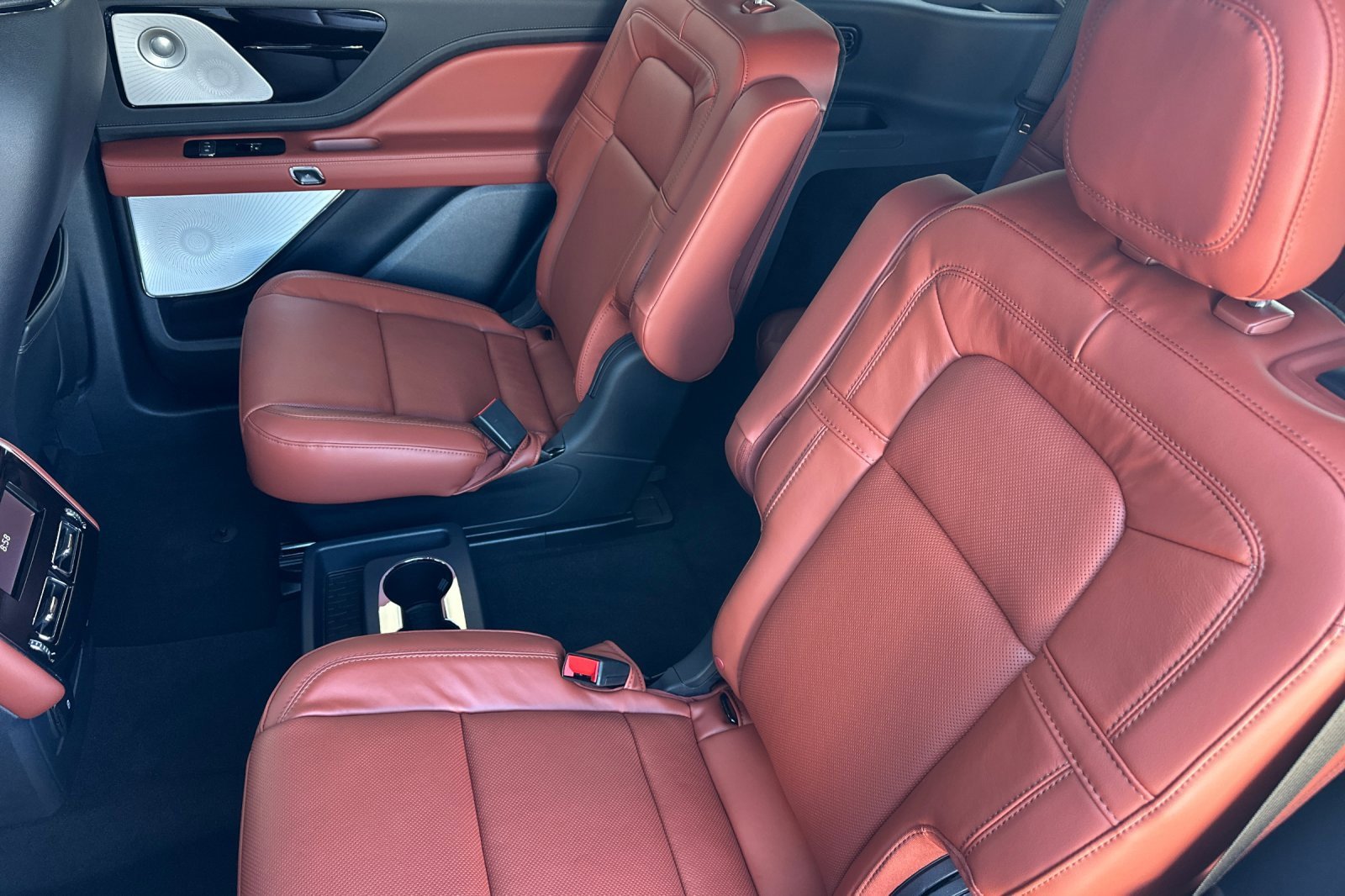 New 2026 Lincoln Aviator Reserve image 11