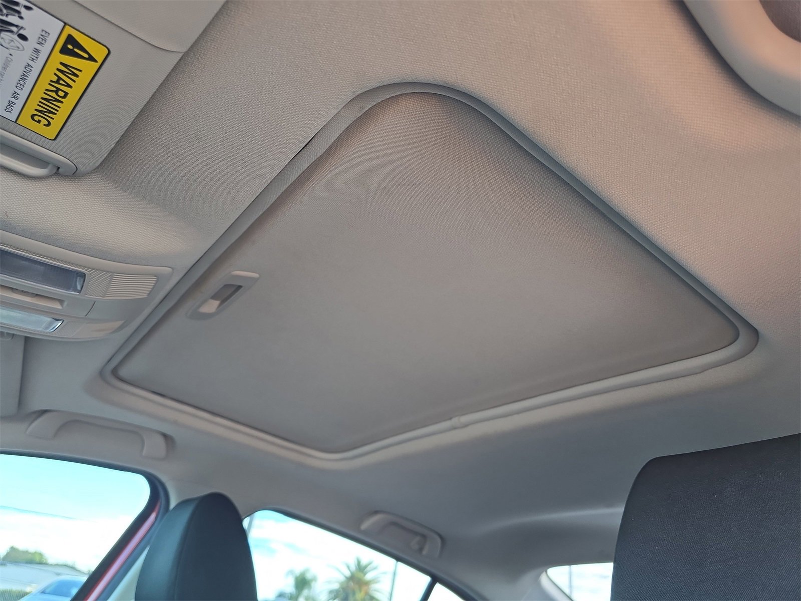 Used 2016 MAZDA MAZDA3 i Touring w/ Popular Equipment Package image 17