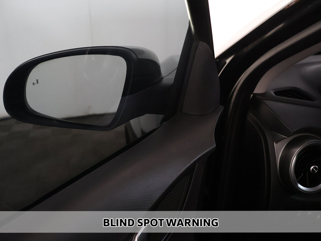 Used 2022 Hyundai Kona Limited w/ Cargo Package FWD image 8