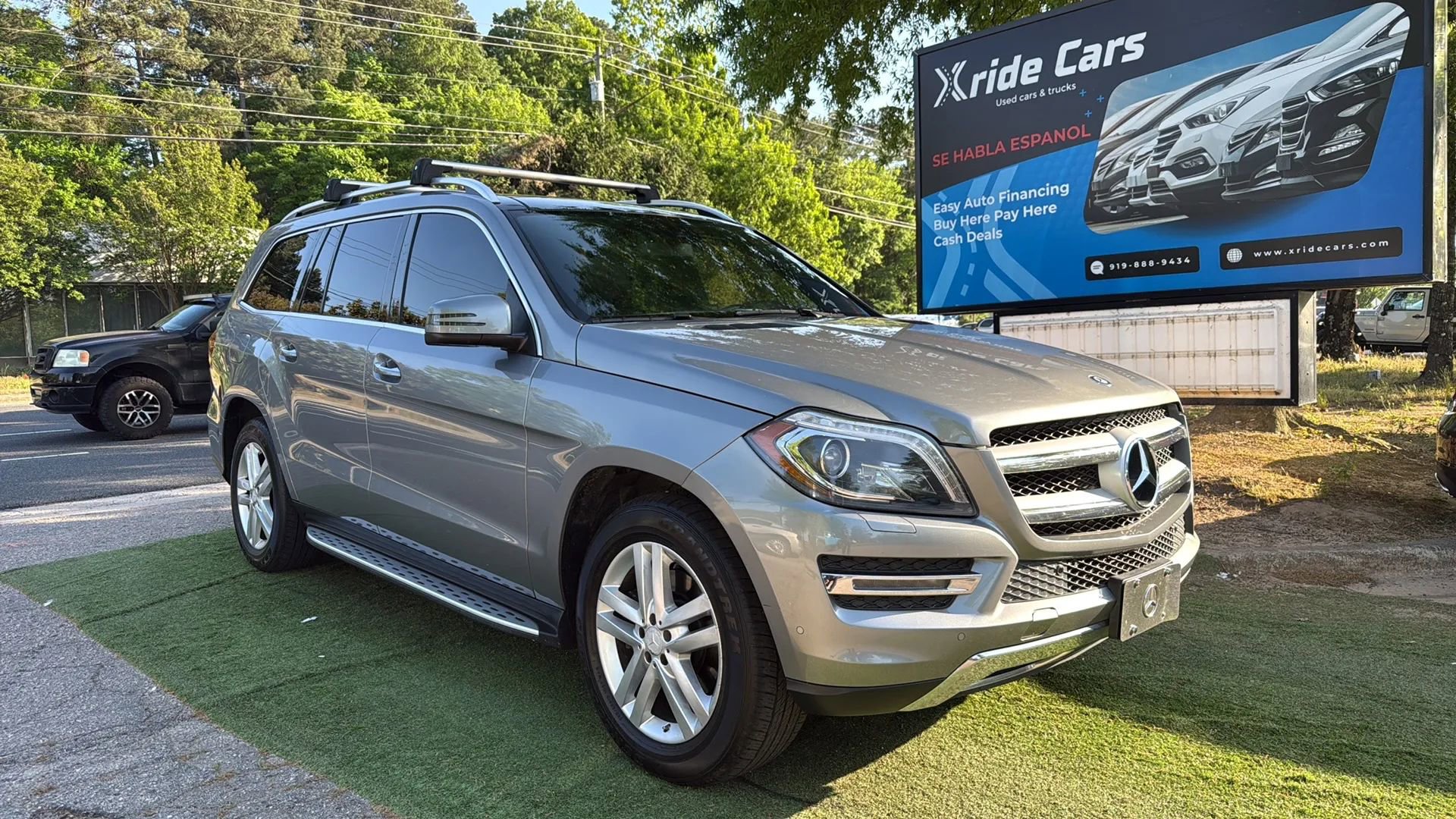 Used 2015 Mercedes-Benz GL 450 4MATIC image 1