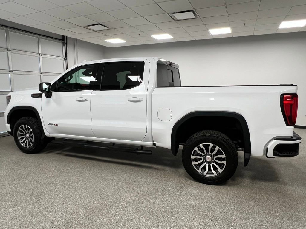 Used 2023 GMC Sierra 1500 AT4 w/ Technology Package image 8