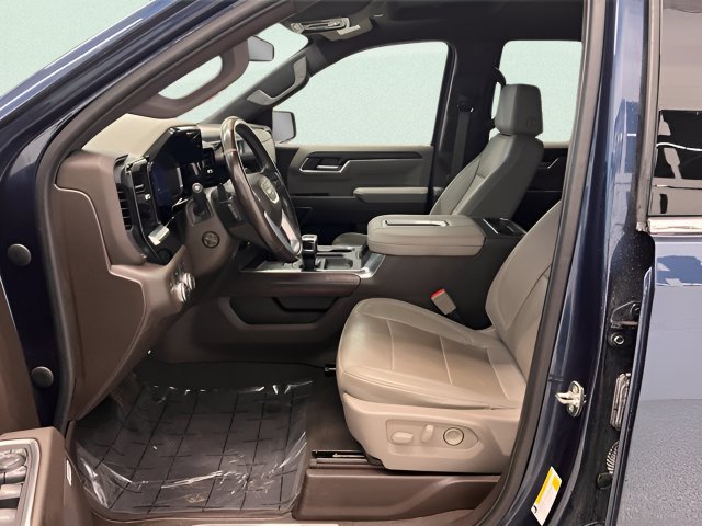 Used 2022 GMC Sierra 1500 SLT w/ SLT Premium Plus Package AWD/4WD image 8