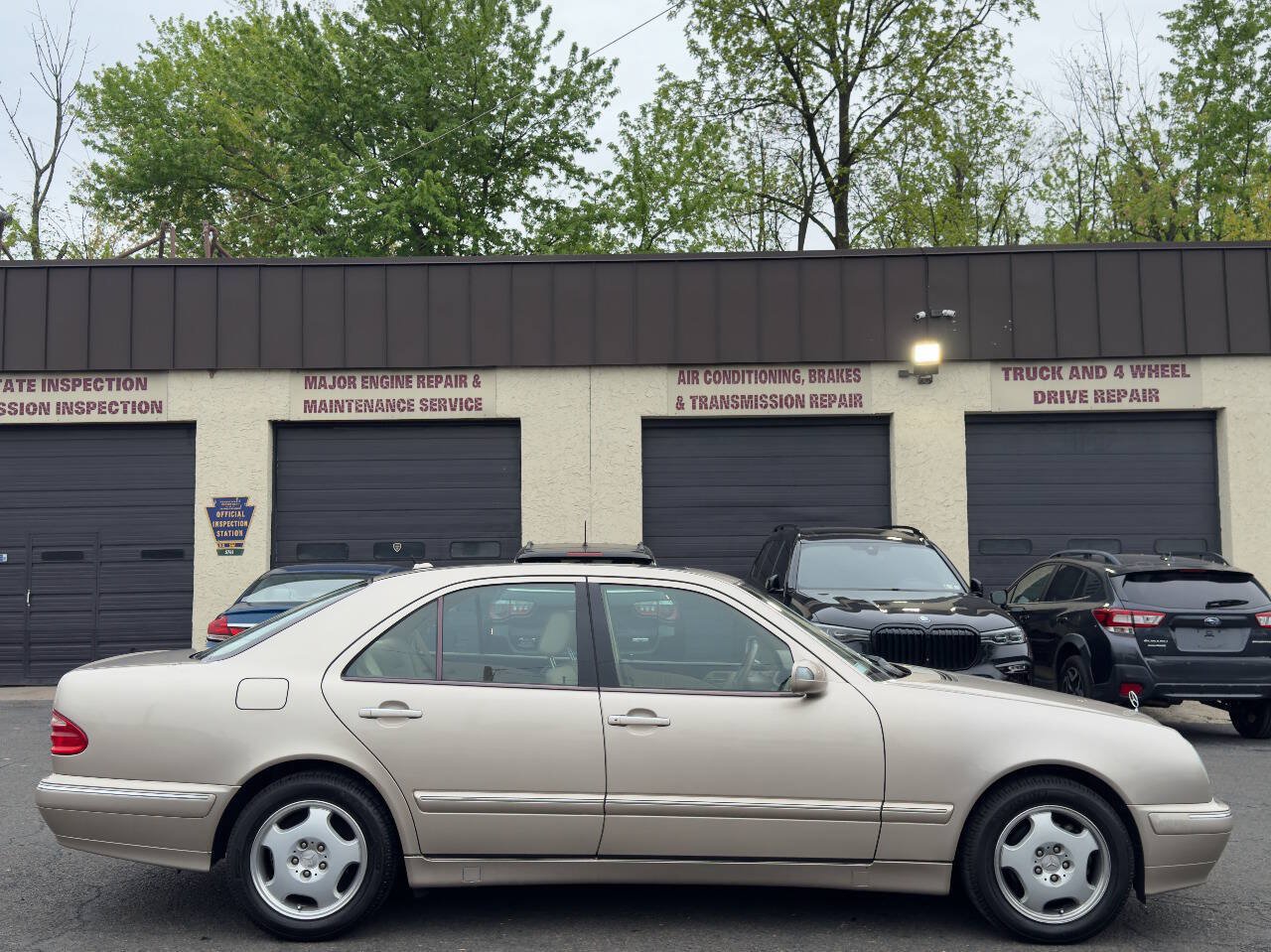 Used 2001 Mercedes-Benz E 320 Sedan image 7