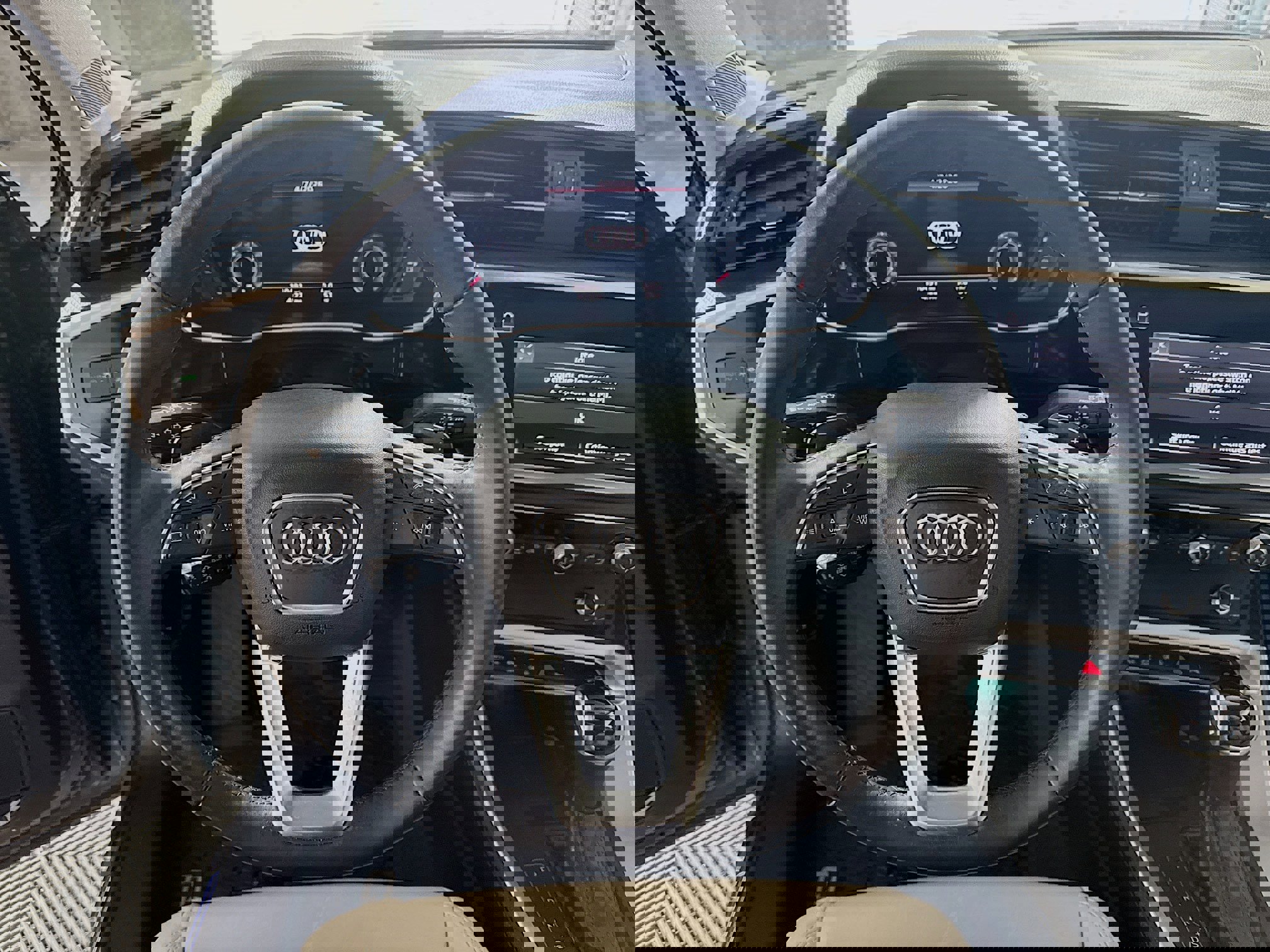 Used 2023 Audi Q3 2.0T Premium Plus w/ Premium Plus Package image 17