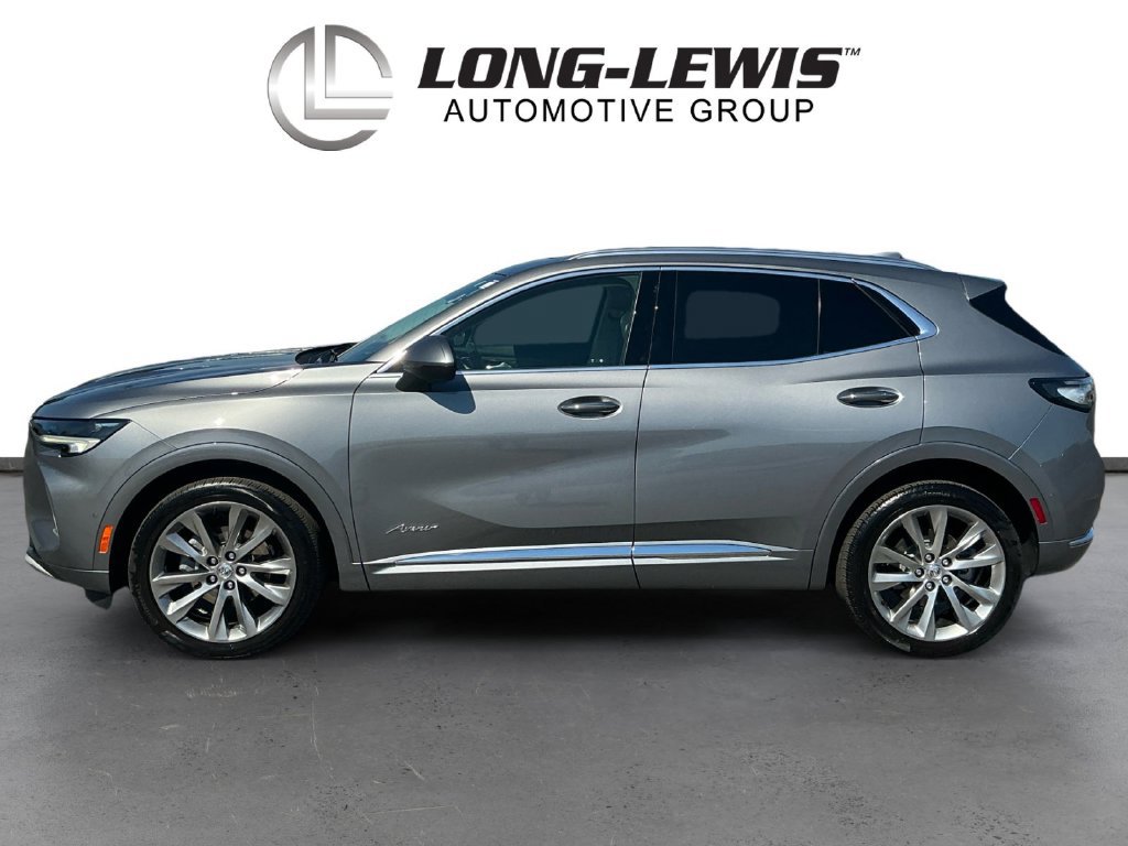 Used 2022 Buick Envision Avenir w/ Technology Package II FWD image 2