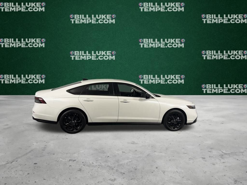 Used 2025 Honda Accord SE image 2