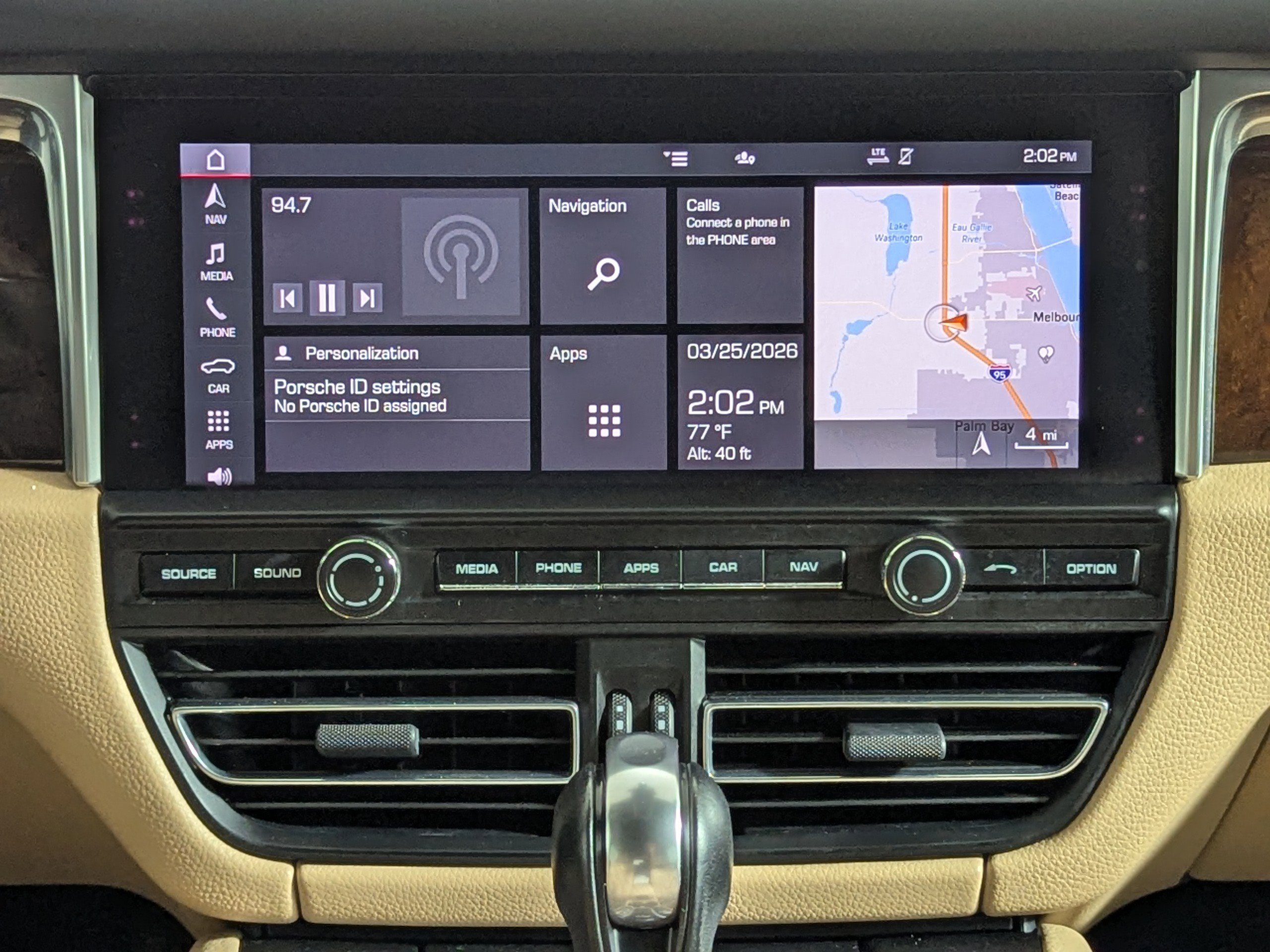 Used 2021 Porsche Macan GTS image 16