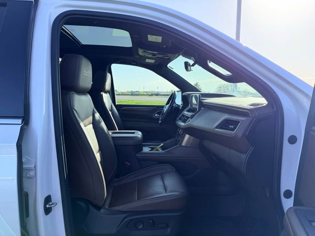 Used 2021 Chevrolet Tahoe High Country w/ Premium Package AWD/4WD image 11